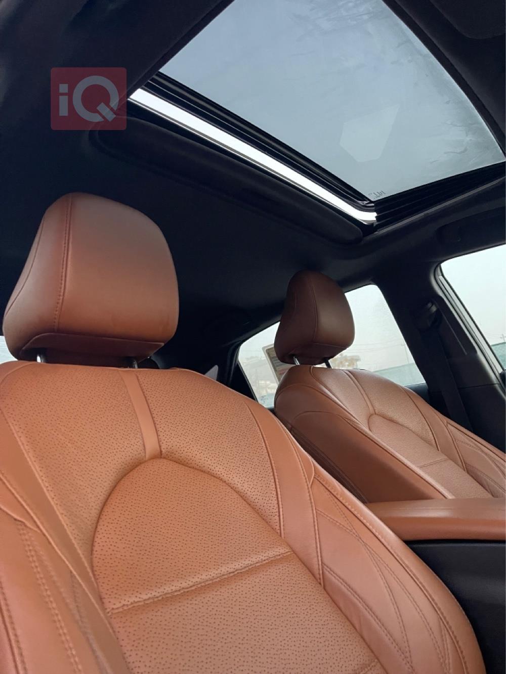 تويوتا أفالون